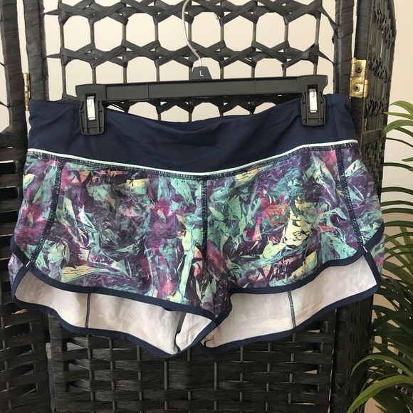 LULULEMON speed up 2.5 shorts - multi color - Picture 1 of 2